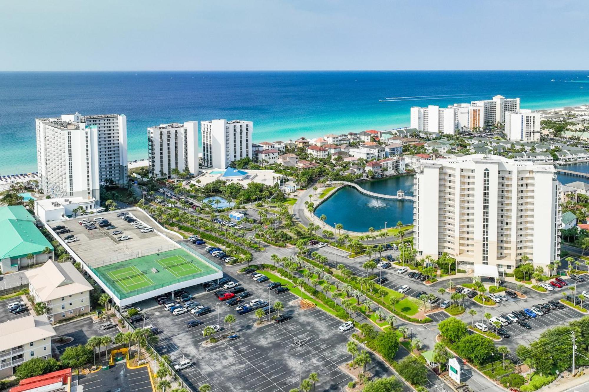 Pelican Beach Resort III Дестін Номер фото